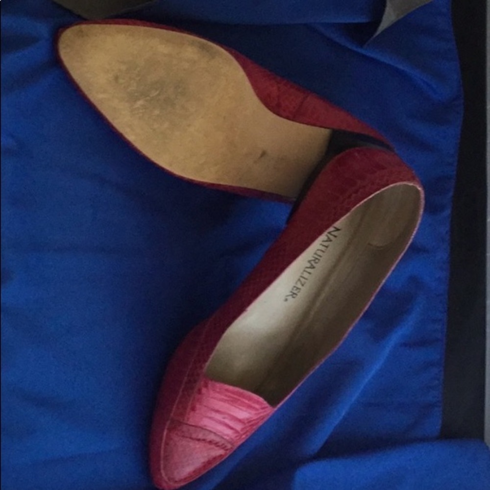 Naturalized shoes